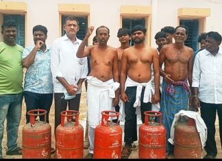 ప్రజా సమస్యపై ప్రజా నాయకుల పోరాటం