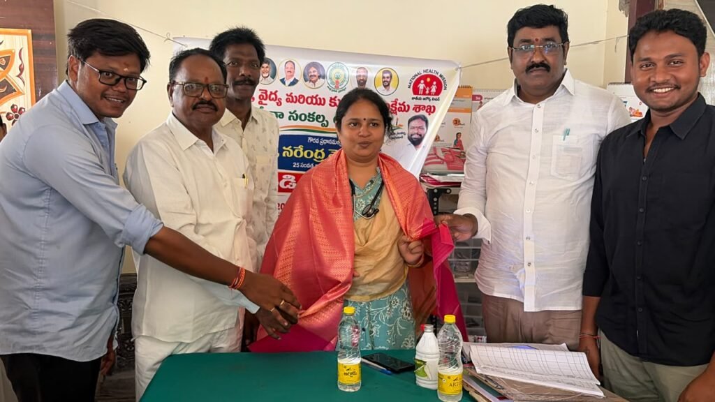 .ద్రాక్షారామలో ఉచిత వైద్య శిబిరం.. గ్రామ ప్రజలకు ఉచిత వైద్య పరీక్షలు, మందుల పంపిణీ