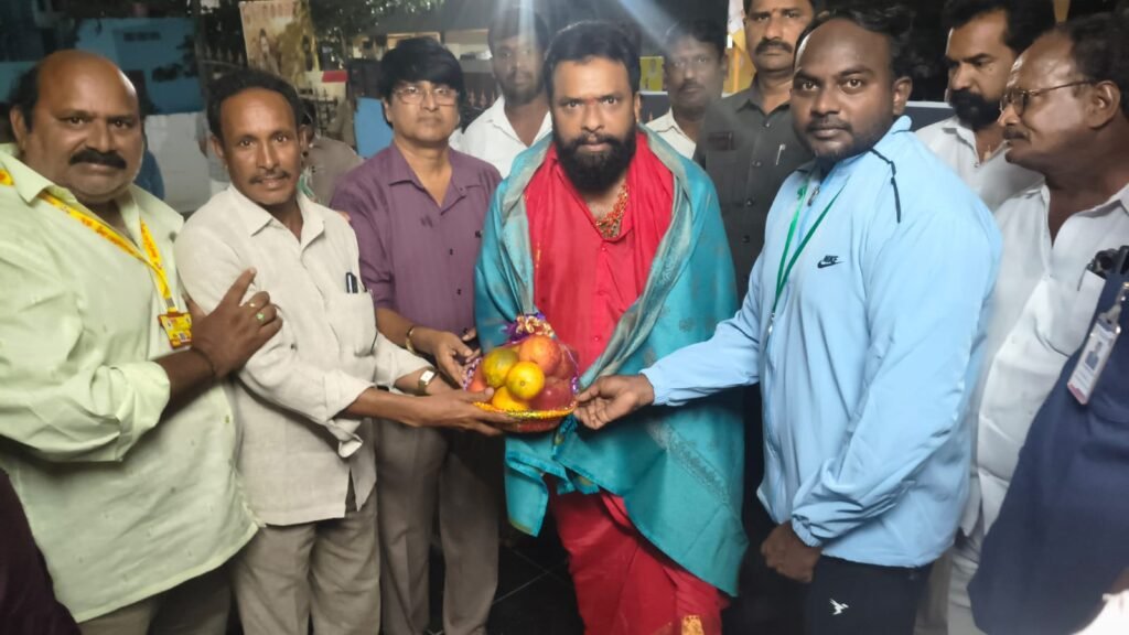 జాతీయ స్థాయి మాస్టర్ అథ్లెటిక్స్ పోటీలకు ఎంపికైన జె. సురేష్ కుమార్