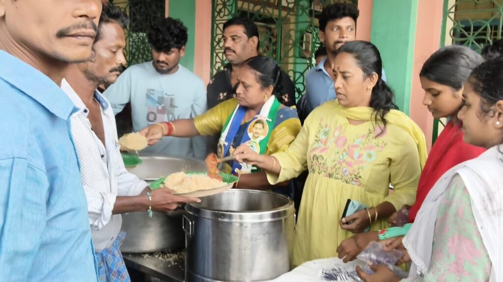 తుఫాన్ బాధితులకు అండగా జొన్నపల్లి దంపతులు….